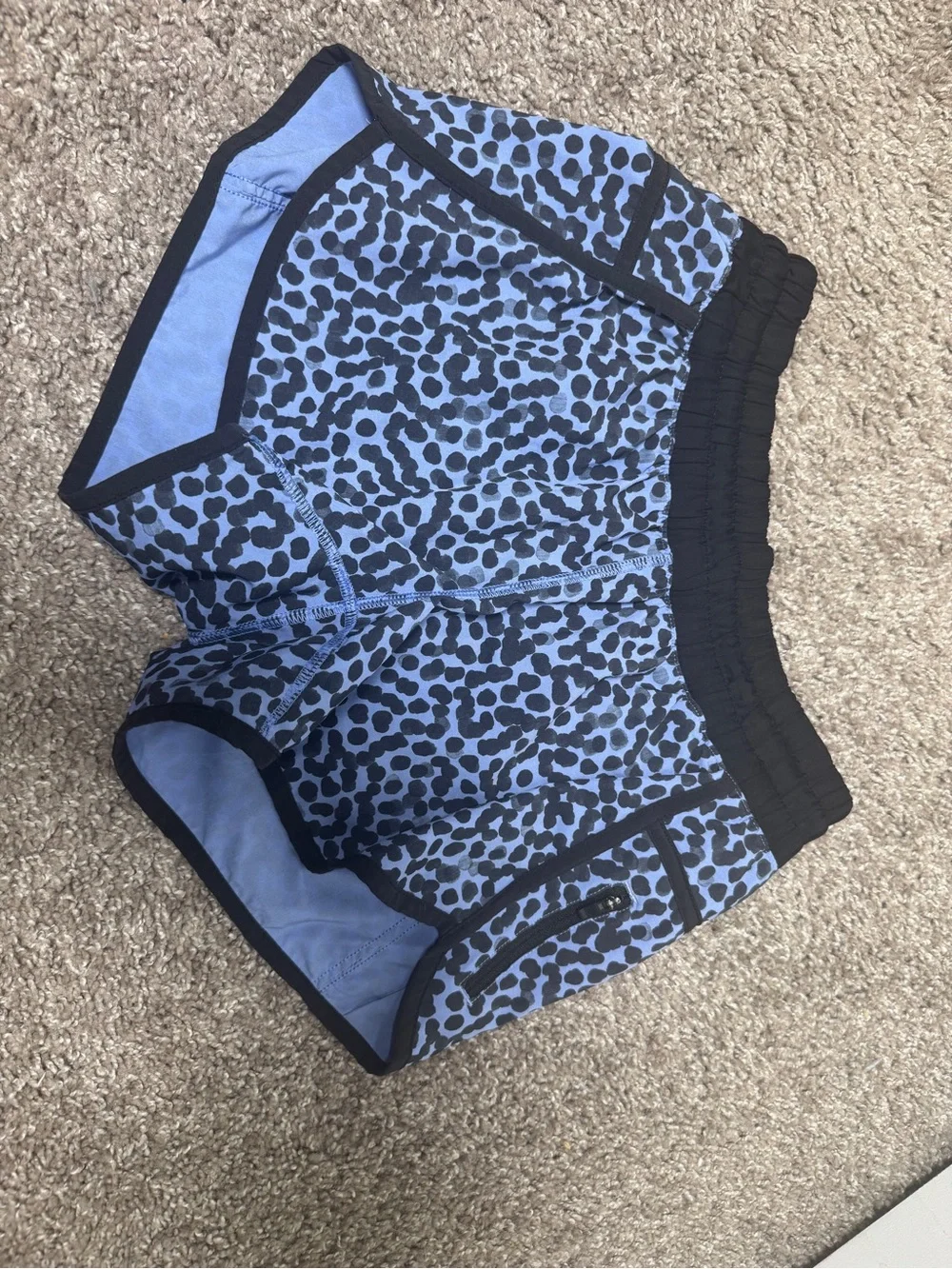 Lululemon Speed Short Ace Spot Lullaby Black 4-way stretch shorts - Picture 8 of 8
